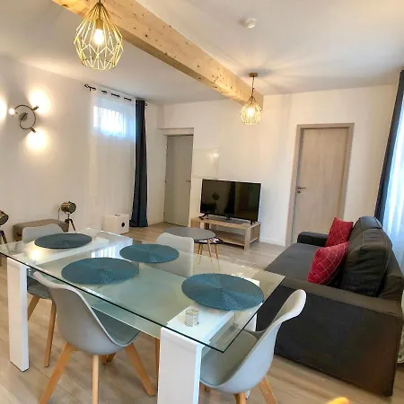 Charming - Center Cosy Apartamento